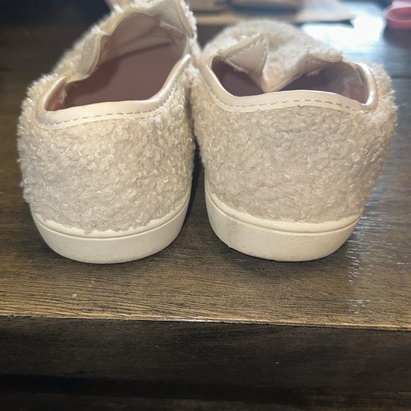 Carter's Adorable Llama Shoes size 12 LIKE NEW - Picture 4 of 4